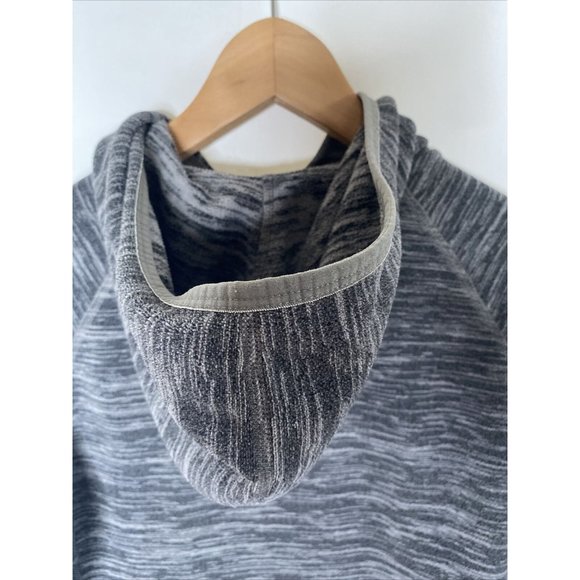 The North Face Heathered Gray Zip Up Hoodie small. Polartec fleece - Picture 6 of 11